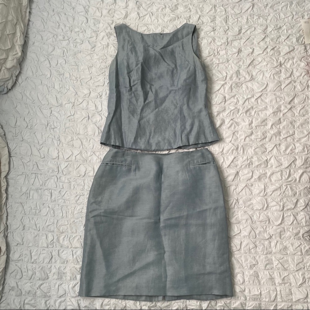 Two piece set